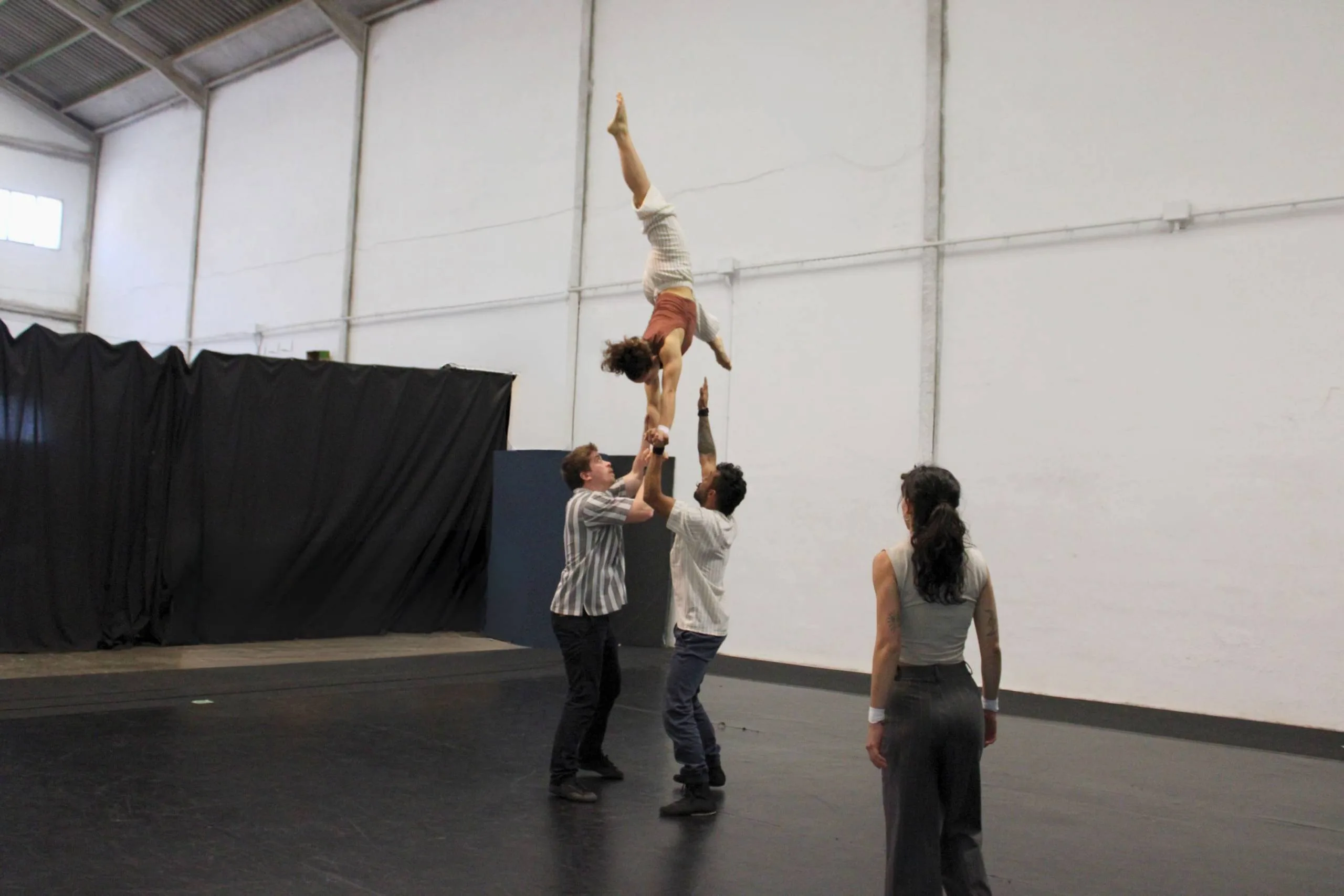 Antes de caer — Barreto y La Victoria · MADn Circus Festival